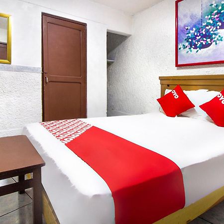 Oyo Hotel Brazil,Guadalajara,Estadio Jalisco エクステリア 写真