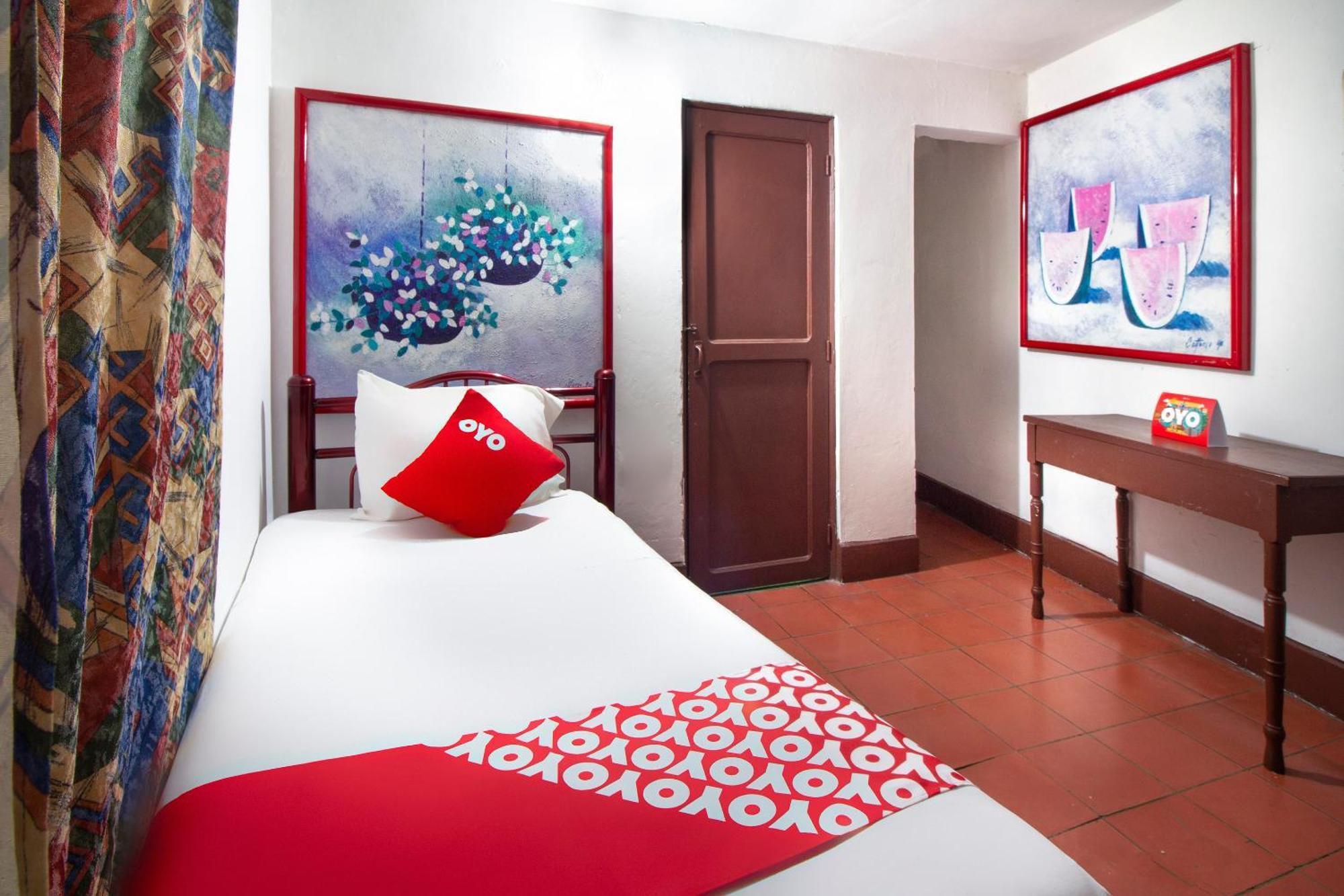 Oyo Hotel Brazil,Guadalajara,Estadio Jalisco エクステリア 写真