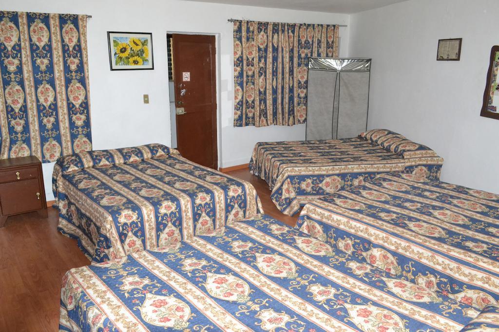 Oyo Hotel Brazil,Guadalajara,Estadio Jalisco 部屋 写真